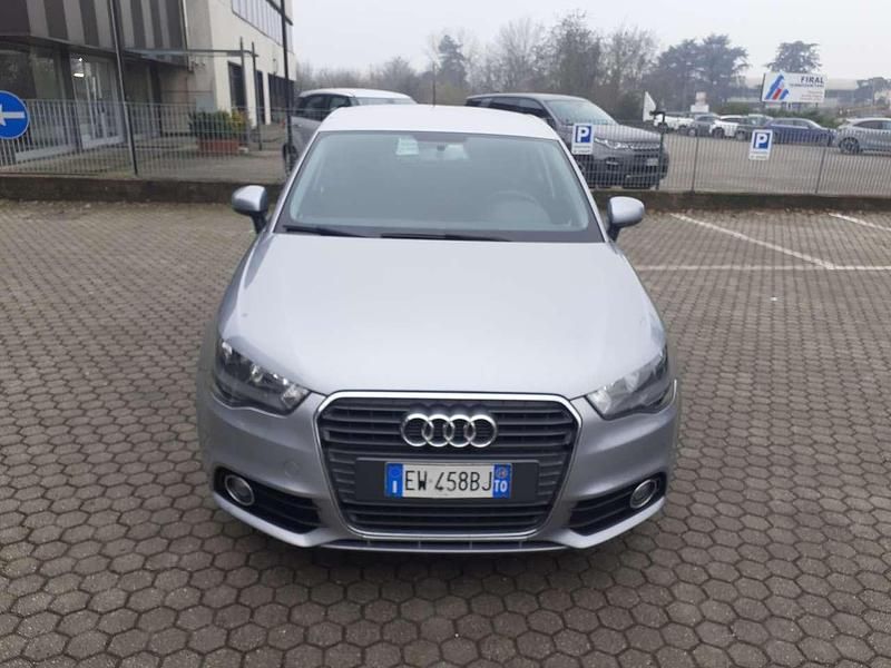 Usata Audi A1 Sportback Attraction 86 CV (63 kW) 2014 Argento Utilitaria