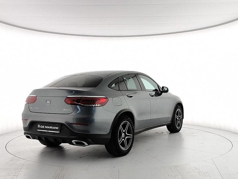 Usata Mercedes GLC220 Premium 194 CV (142 kW) 2021 Selenite grey metallic Coupé