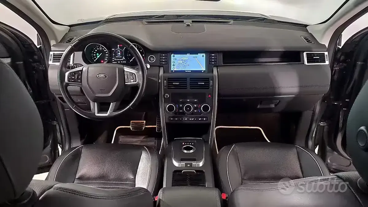 Usata Land Rover Discovery Sport 150 CV (110 kW) 2017 Grigio SUV