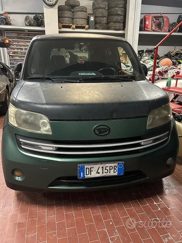 Usata Daihatsu Materia HIRO 91 CV (66 kW) 2006 Verde Monovolume