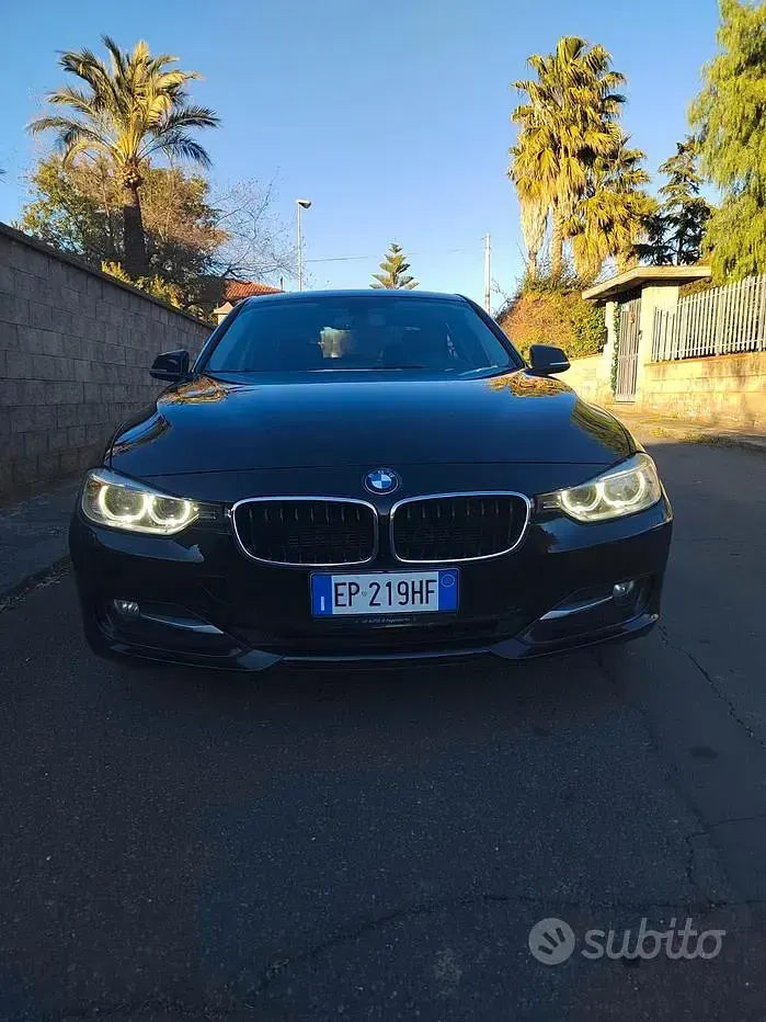 Usata BMW 320 184 CV (135 kW) 2012 Nero Berlina