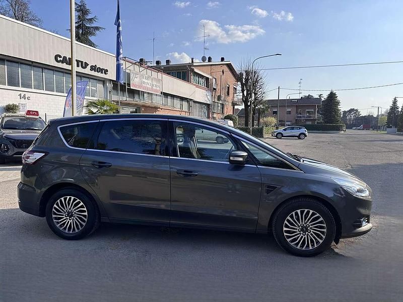 Usata Ford S-MAX Business Edition 150 CV (110 kW) 2018 Nero Monovolume