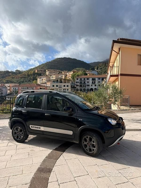 Usata Fiat Panda Cross Cross 2019 Nero Utilitaria