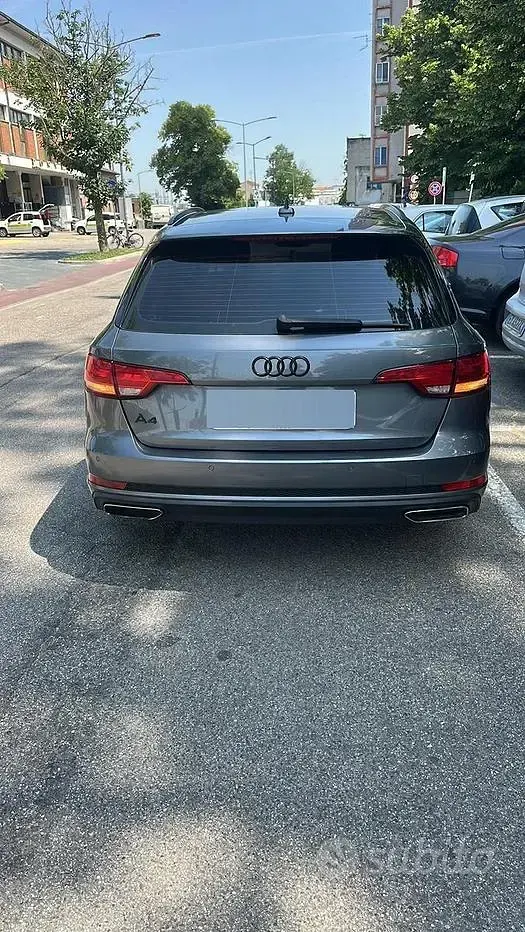 Usata Audi A4 150 CV (110 kW) 2018 Grigio Station wagon