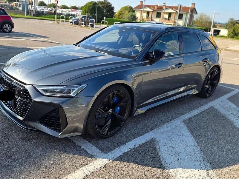 Usata Audi RS6 Ambiente 600 CV (441 kW) 2021 Grigio Station wagon