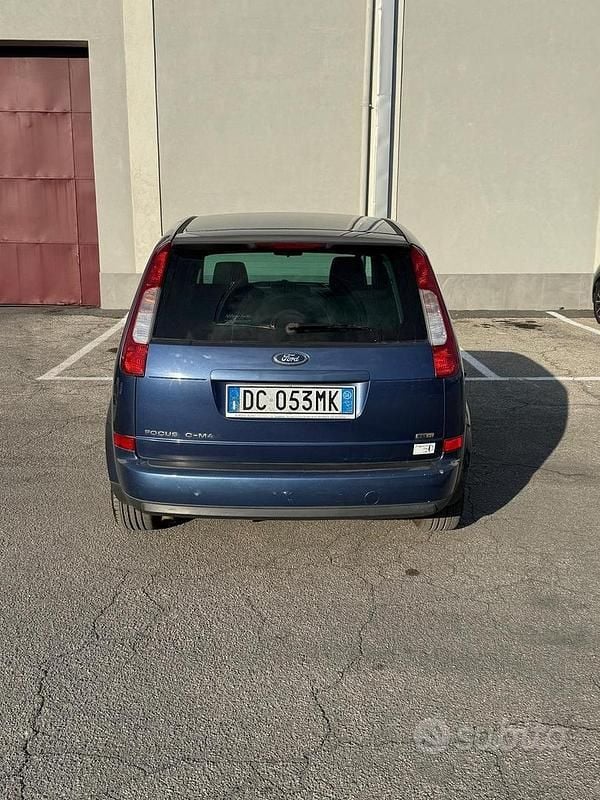 Usata Ford Focus 90 CV (66 kW) 2006 Blu Berlina