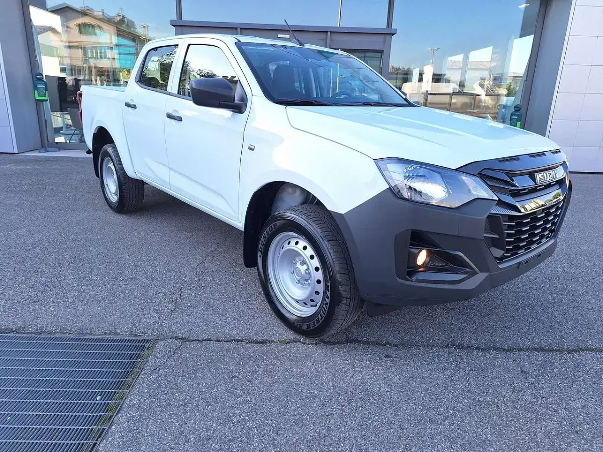 Nuova Isuzu D-Max 165 CV (121 kW) 2026 Bianco Pick-up