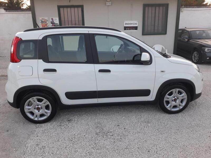 Usata Fiat Panda 70 CV (51 kW) 2024 Bianco Utilitaria