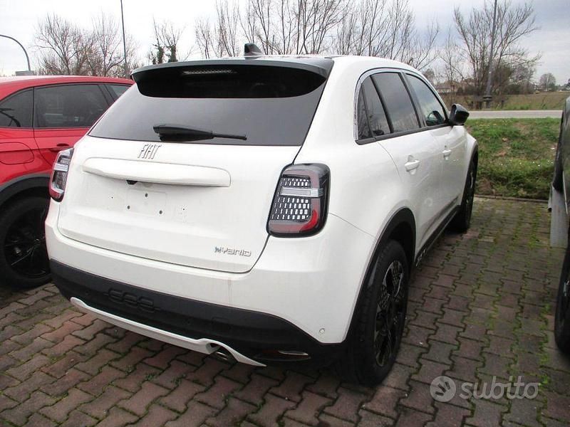 Usata Fiat 600 La Prima 101 CV (74 kW) 2025 Bianco SUV