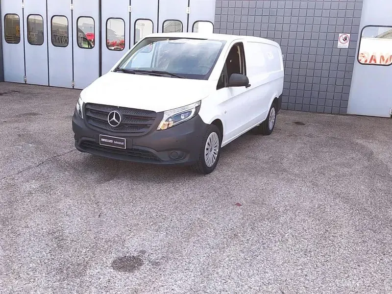 Usata Mercedes Vito 190 CV (139 kW) 2021 Bianco Furgone