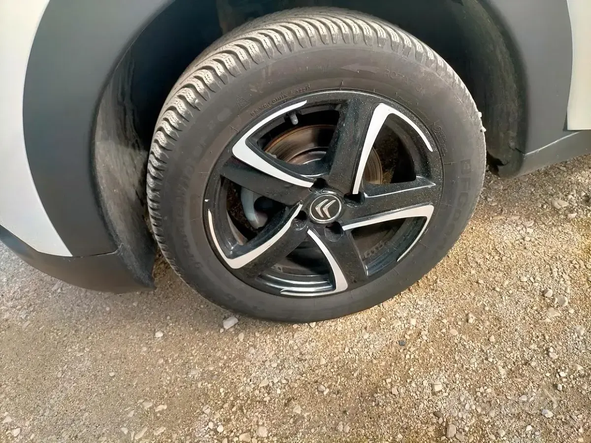 Usata Citroën C4 Shine 99 CV (72 kW) 2016 Bianco SUV