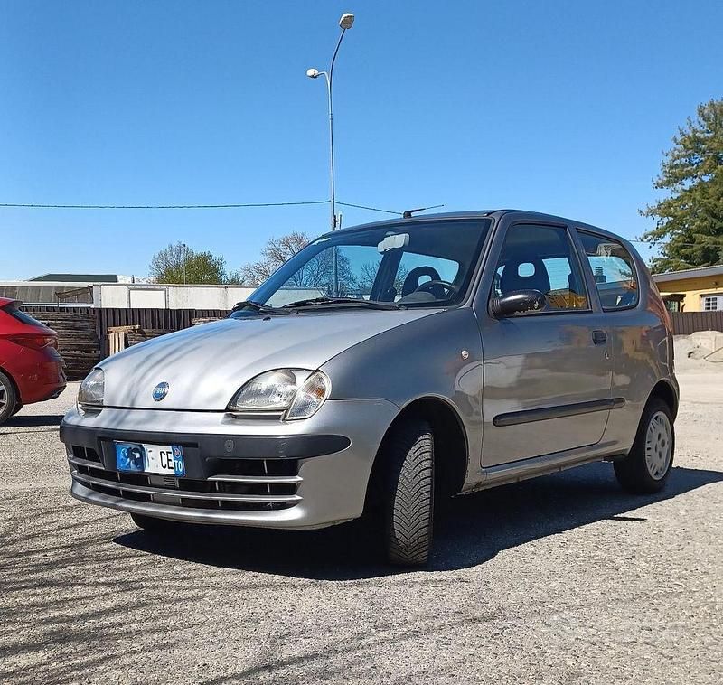 Usata Fiat 600 2001 Grigio Berlina