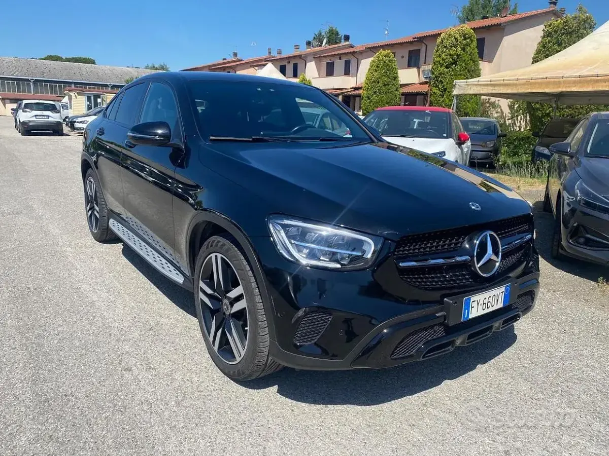 Usata Mercedes GLC200 Premium Plus 163 CV (119 kW) 2019 Nero SUV