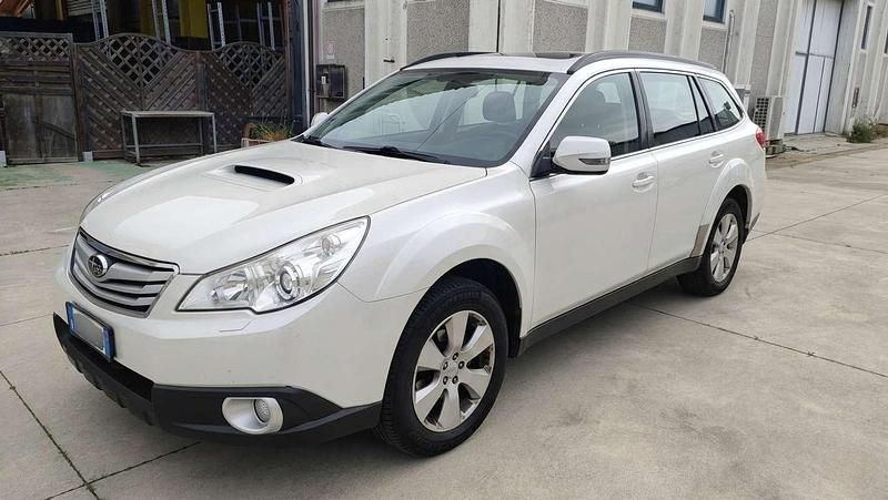 Usata Subaru Outback Trend 150 CV (110 kW) 2011 Station wagon