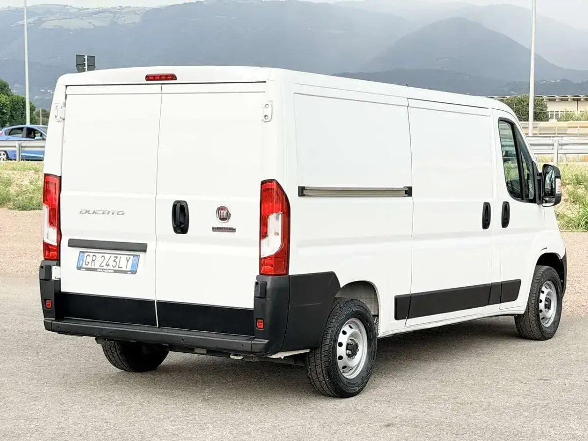Usata Fiat Ducato 140 CV (102 kW) 2023 Other Furgone