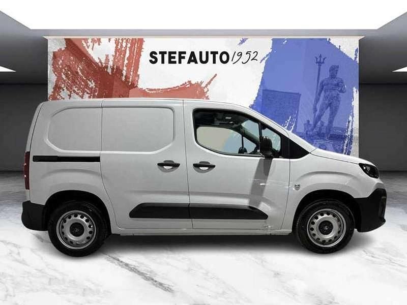 Nuova Citroën Berlingo 131 CV (96 kW) 2026 Kaolin white Monovolume