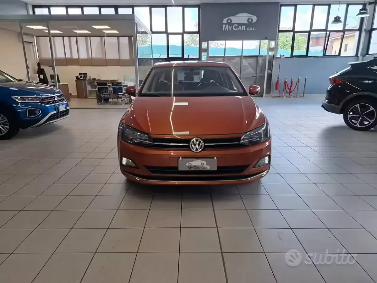 Usata VW Polo 95 CV (69 kW) 2018 Arancione Utilitaria
