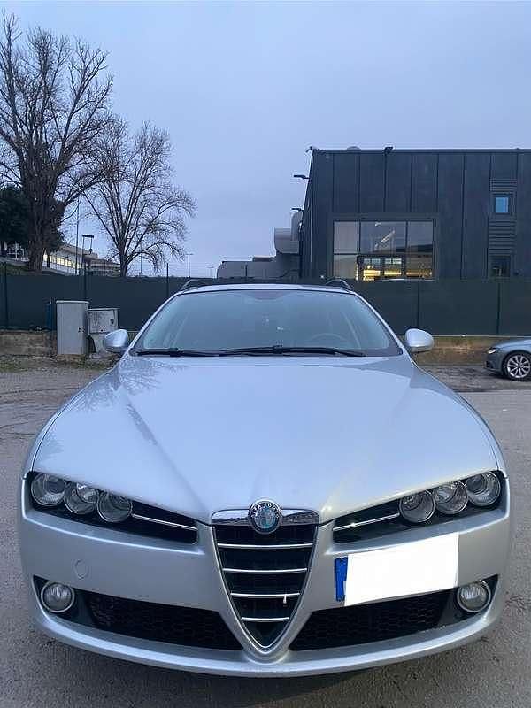 Usata Alfa Romeo 159 Exclusive 150 CV (110 kW) 2007 Grigio Station wagon