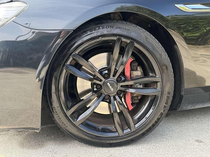 Usata BMW 640 Cabriolet 320 CV (235 kW) 2011 Nero Cabrio