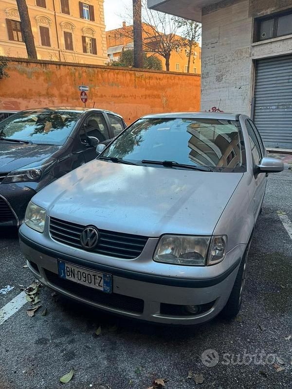 Usata VW Polo Comfortline 75 CV (55 kW) 2000 Grigio Berlina