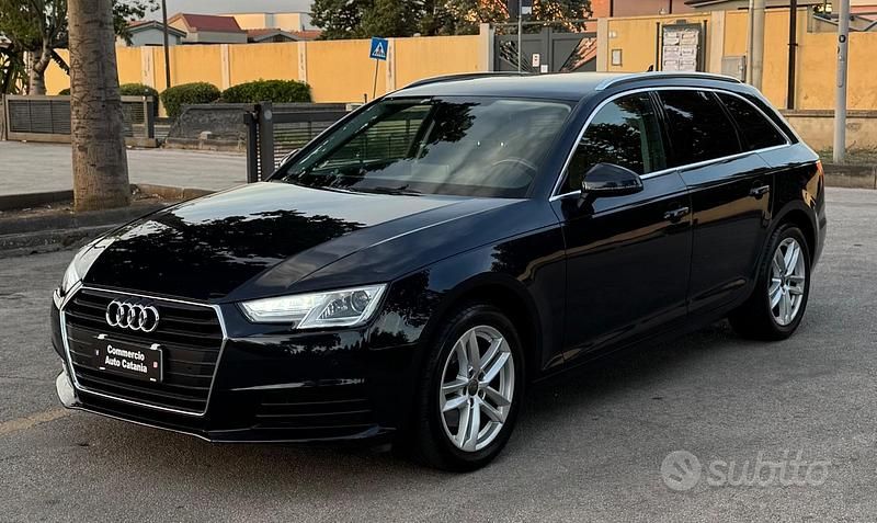 Usata Audi A4 Business 150 CV (110 kW) 2018 Blu Station wagon