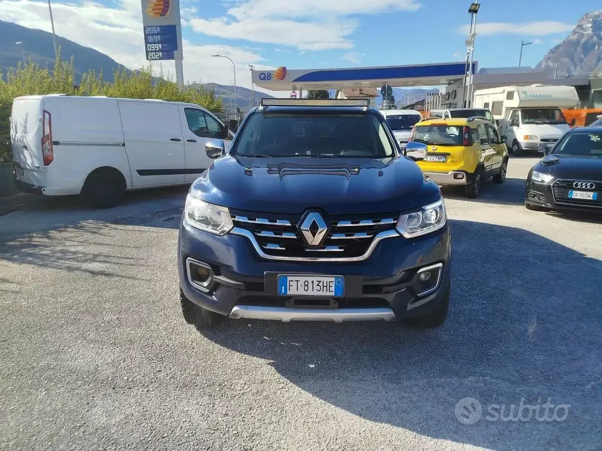 Usata Renault Alaskan 190 CV (139 kW) 2018 Blu Pick-up