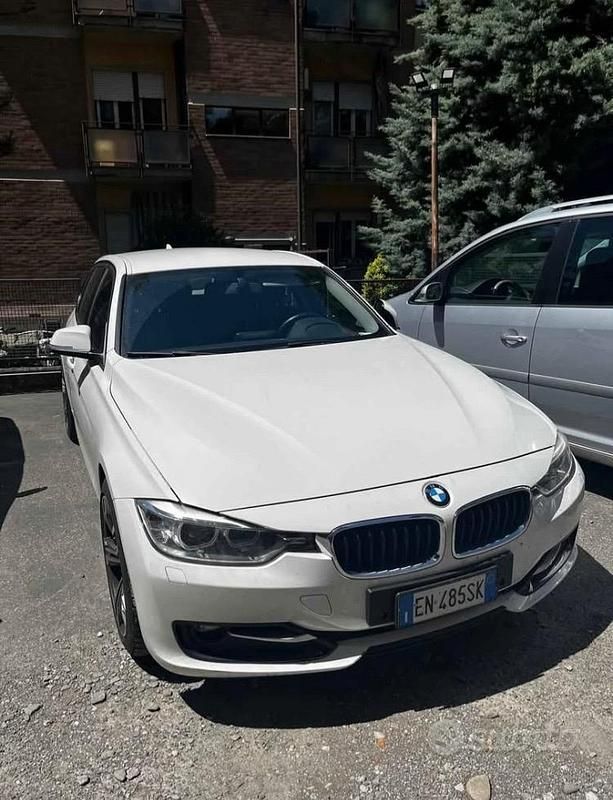 Usata BMW 320 184 CV (135 kW) 2012 Bianco Berlina