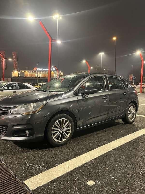 Usata Citroën C4 Attraction 95 CV (69 kW) 2013 Berlina