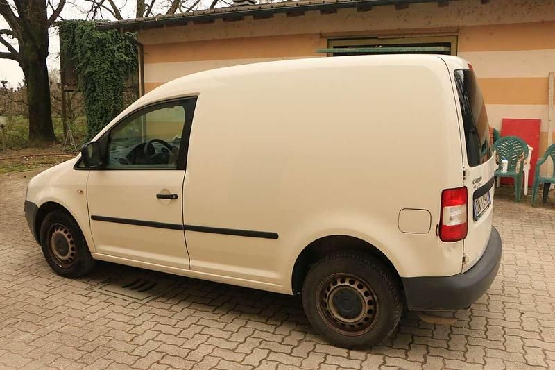 Usata VW Caddy 109 CV (80 kW) 2008 Bianco Monovolume