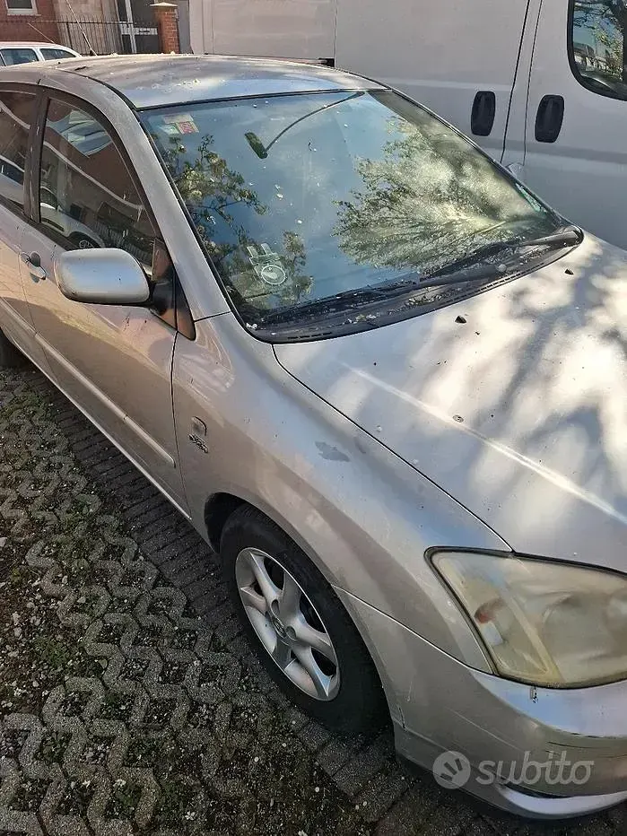 Usata Toyota Corolla 116 CV (85 kW) 2004 Berlina