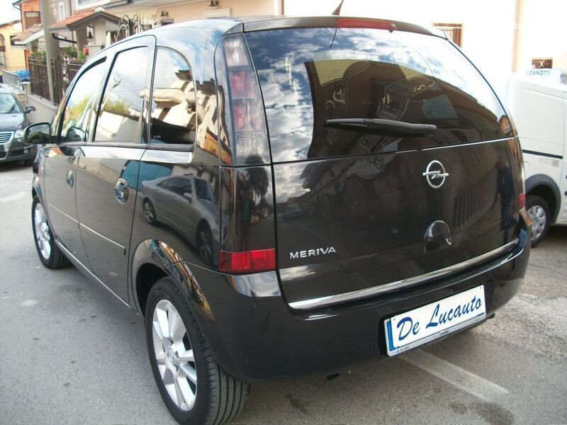 Usato 2010 Opel Meriva 1.4 Benzin 90 CV (4.499 €)