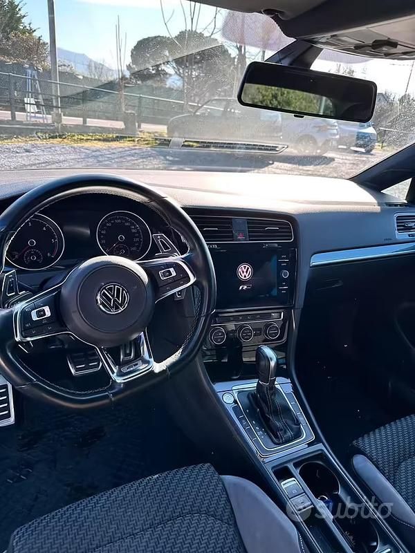 Usata VW Golf VII R-line 2017 Berlina