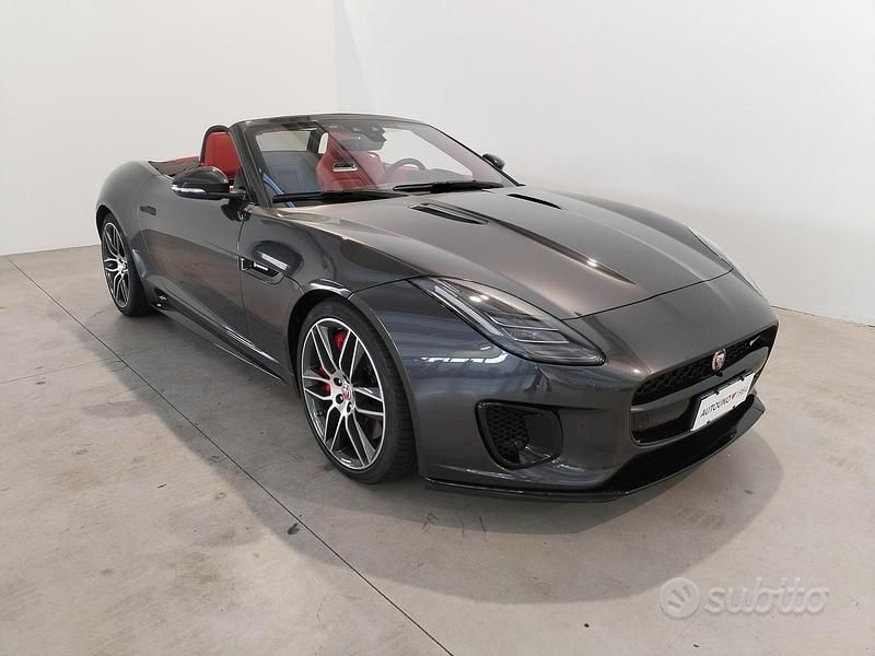 Usata Jaguar F-Type R-Dynamic 381 CV (280 kW) 2020 Grigio Cabrio