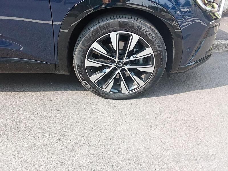 Usata Renault Espace Techno 131 CV (96 kW) 2024 Blu/azzurro Monovolume