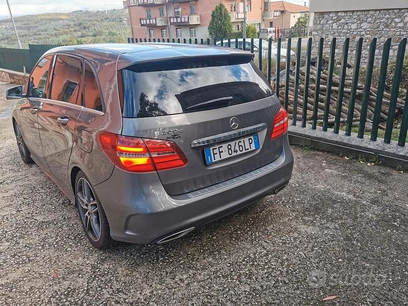 Usata Mercedes B200 Premium 2016 Monovolume