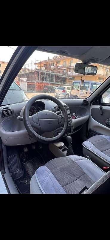 Usata Fiat 600 54 CV (39 kW) 2006 Utilitaria