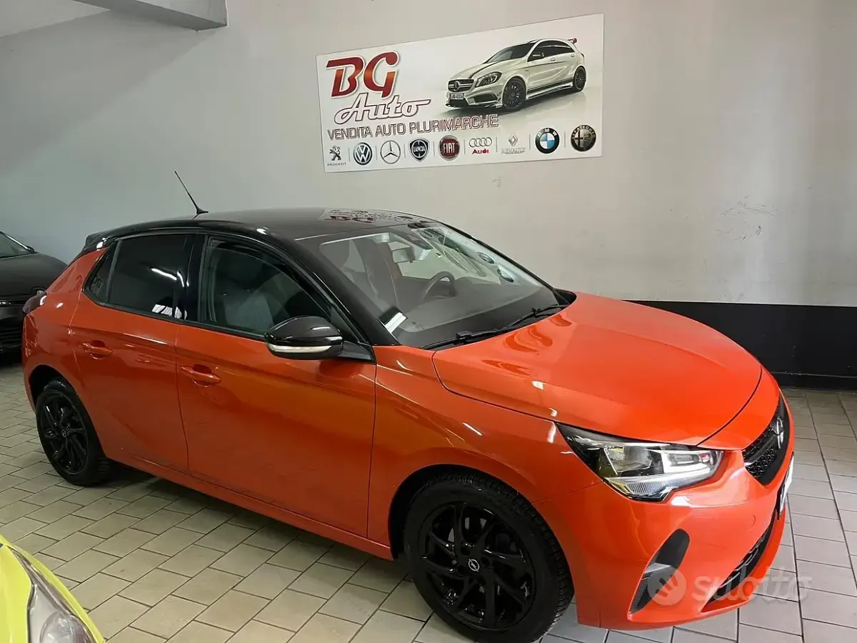 Usata Opel Corsa GS Line 102 CV (75 kW) 2021 Arancione Utilitaria