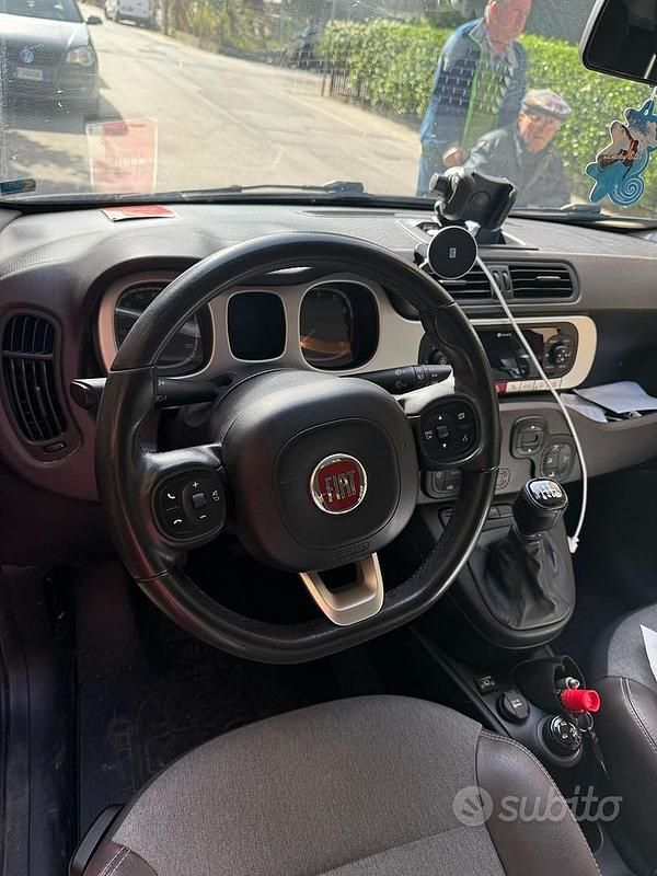 Usata Fiat Panda Cross Cross 85 CV (62 kW) 2019 Rosso Utilitaria