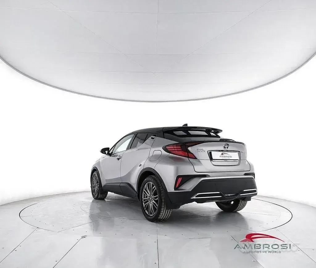 Usata Toyota C-HR Lounge 152 CV (111 kW) 2021 Grigio SUV