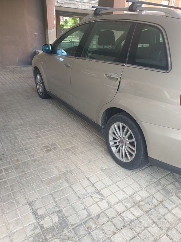 Usata Fiat Croma 150 CV (110 kW) 2008 Grigio Station wagon
