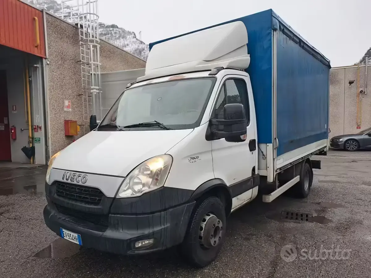 Usata Iveco Daily 170 CV (125 kW) 2014 Bianco Furgone