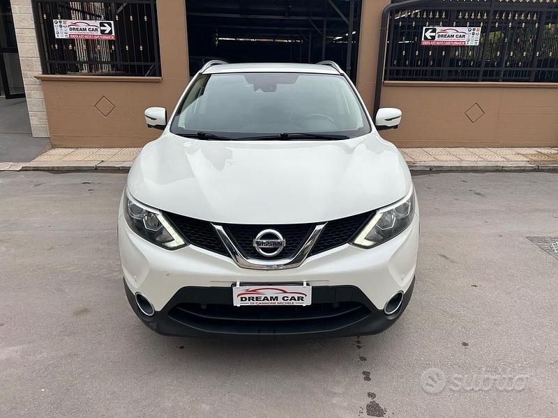 Usata Nissan Qashqai 360º 131 CV (96 kW) 2015 Bianco SUV