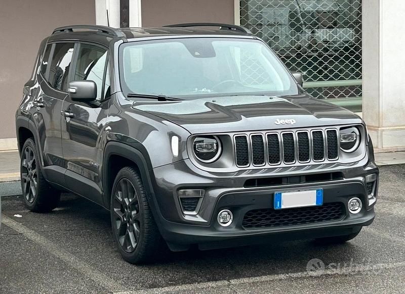 Usata Jeep Renegade Limited 120 CV (88 kW) 2019 Grigio SUV