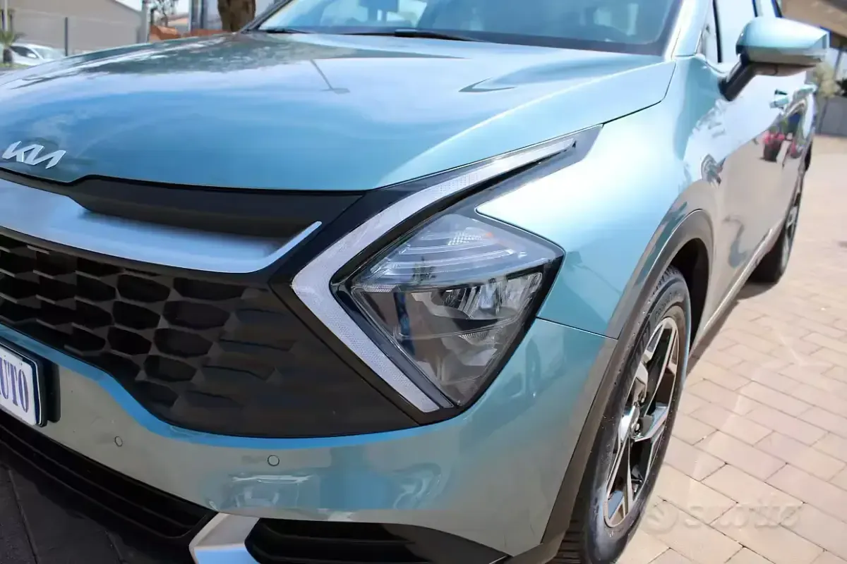 Usata Kia Sportage Style 150 CV (110 kW) 2022 Verde SUV