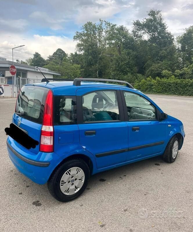 Usata Fiat Panda 54 CV (39 kW) 2005 Blu Utilitaria