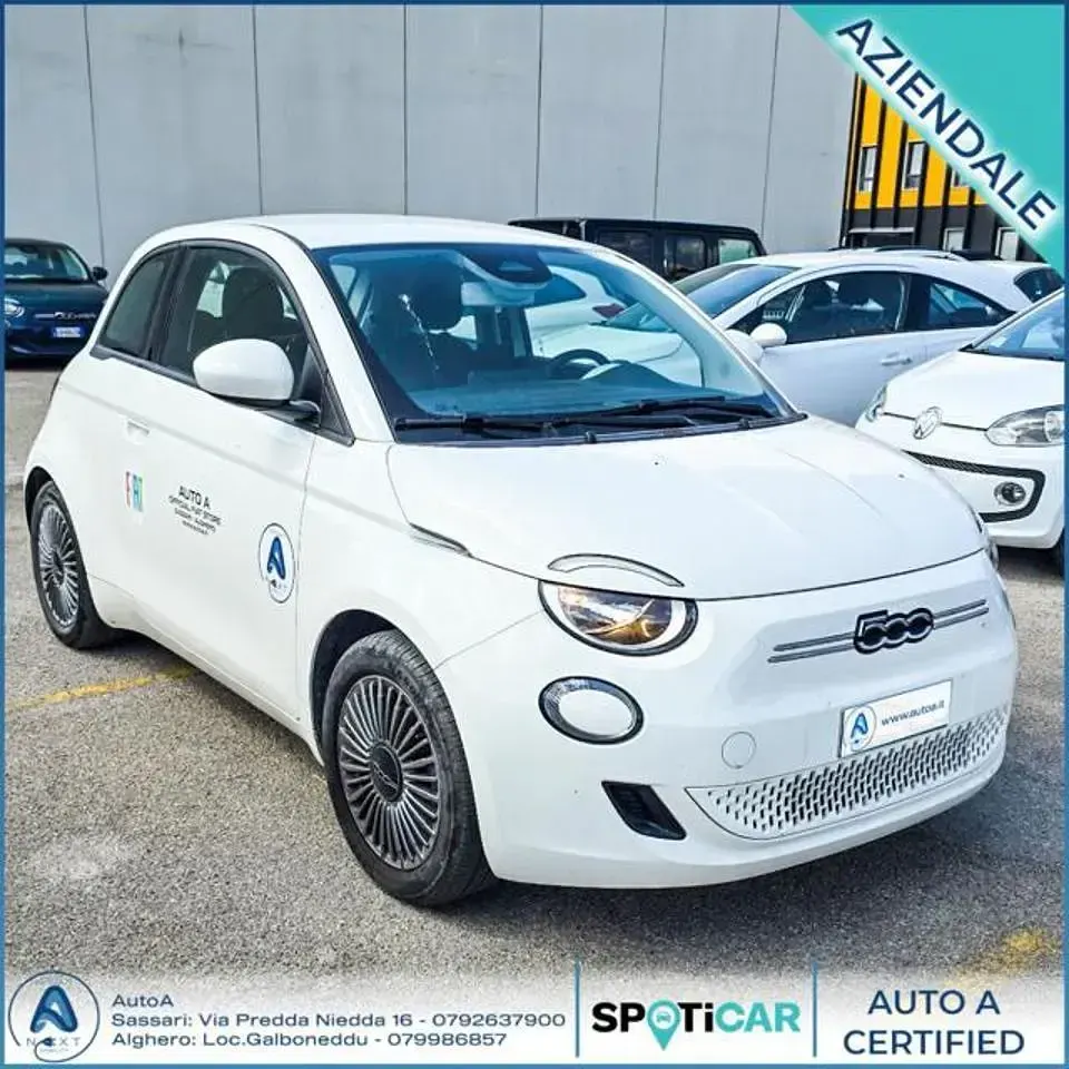 Usata Fiat 500e 42 kW (58 CV) 2024 Bianco Berlina