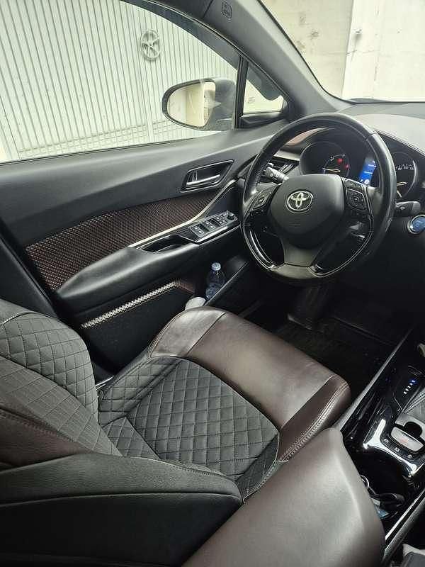 Usata Toyota C-HR Lounge 98 CV (72 kW) 2017 SUV