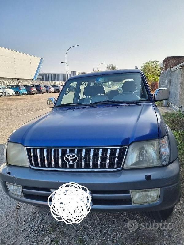 Blu Usata 2000 Toyota Land Cruiser SUV | 10.000 € - Immagine 1/4