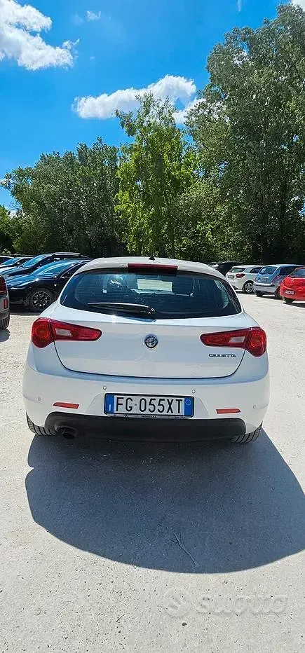 Usata Alfa Romeo Giulietta 120 CV (88 kW) 2017 Bianco Utilitaria