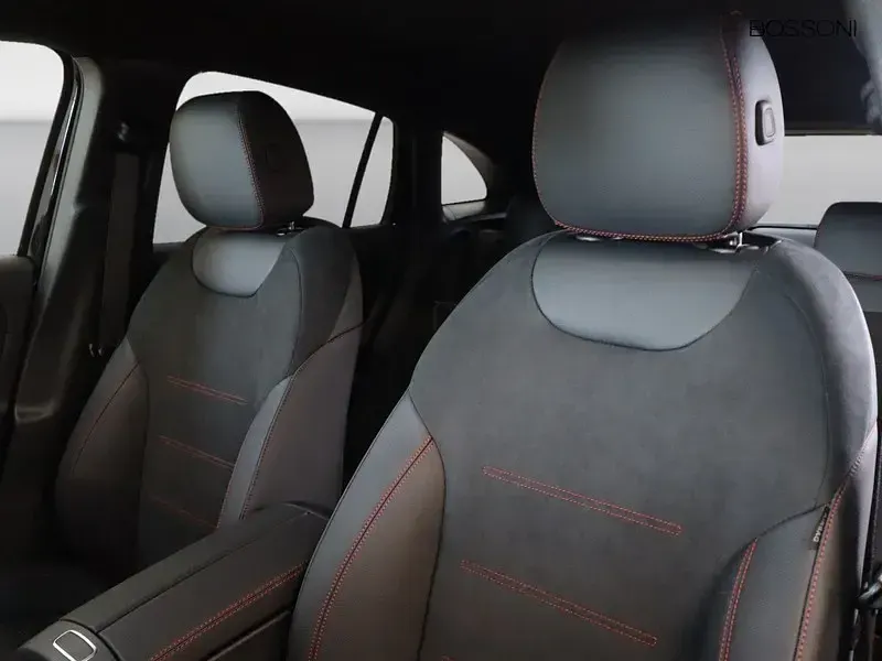 Nuova Mercedes GLA200 AMG line 150 CV (110 kW) 2026 Nero SUV